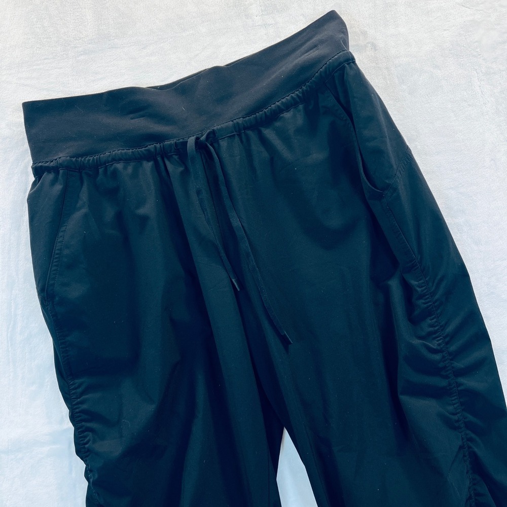 Athleta Trekkie North Ruched Crop Joggers Black 6 Petite Hiking Pants